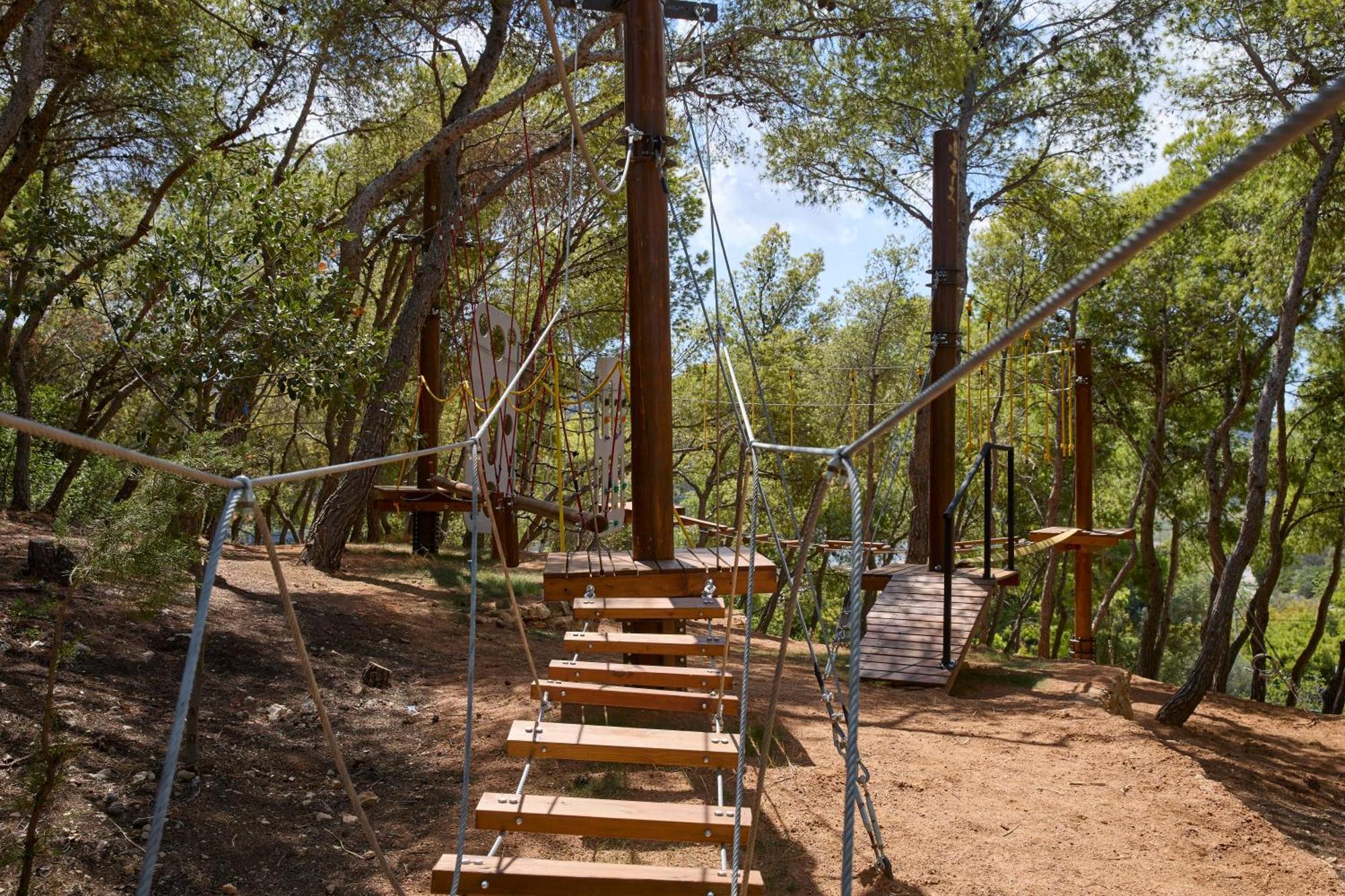 Dolce By Wyndham Athens Attica Riviera Hotel Vravrona Exterior photo The Treehouse at the San Francisco Zoo