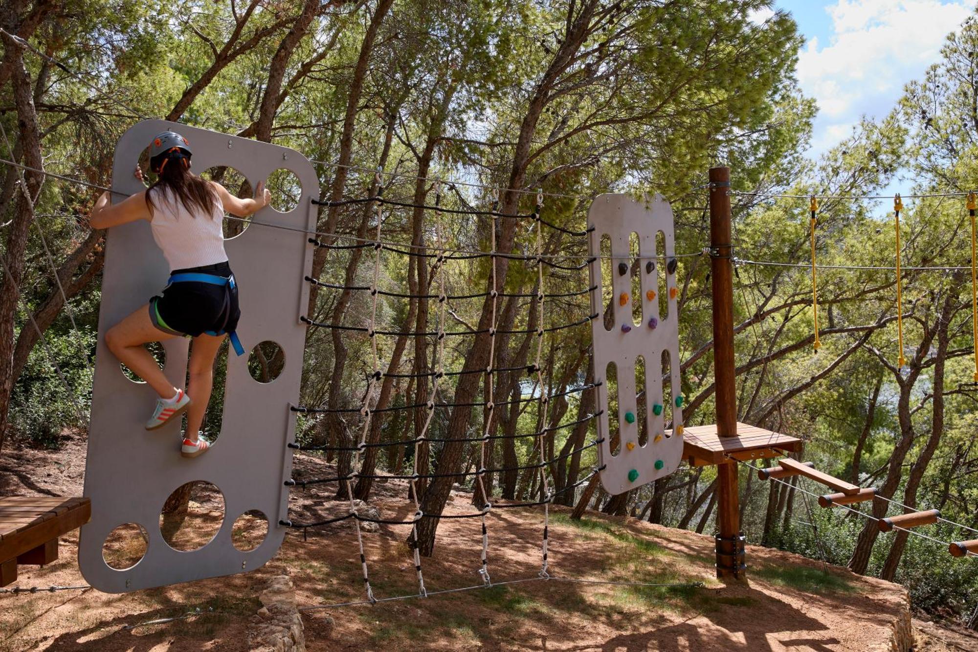 Dolce By Wyndham Athens Attica Riviera Hotel Vravrona Exterior photo Adventure park