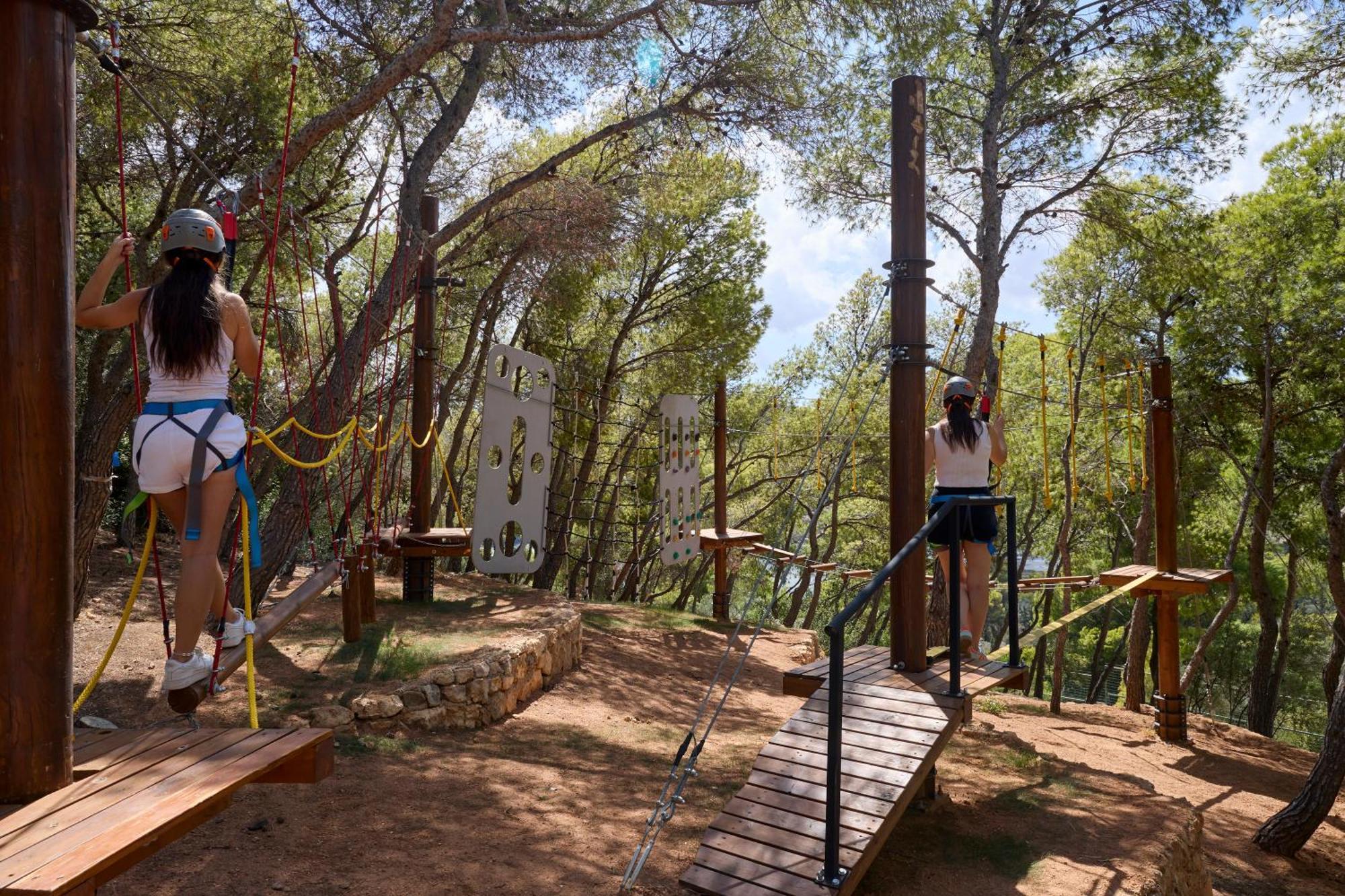 Dolce By Wyndham Athens Attica Riviera Hotel Vravrona Exterior photo Adventure Park