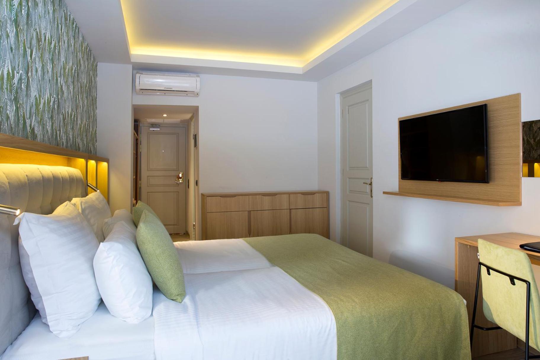 Dolce By Wyndham Athens Attica Riviera Hotel Vravrona Exterior photo